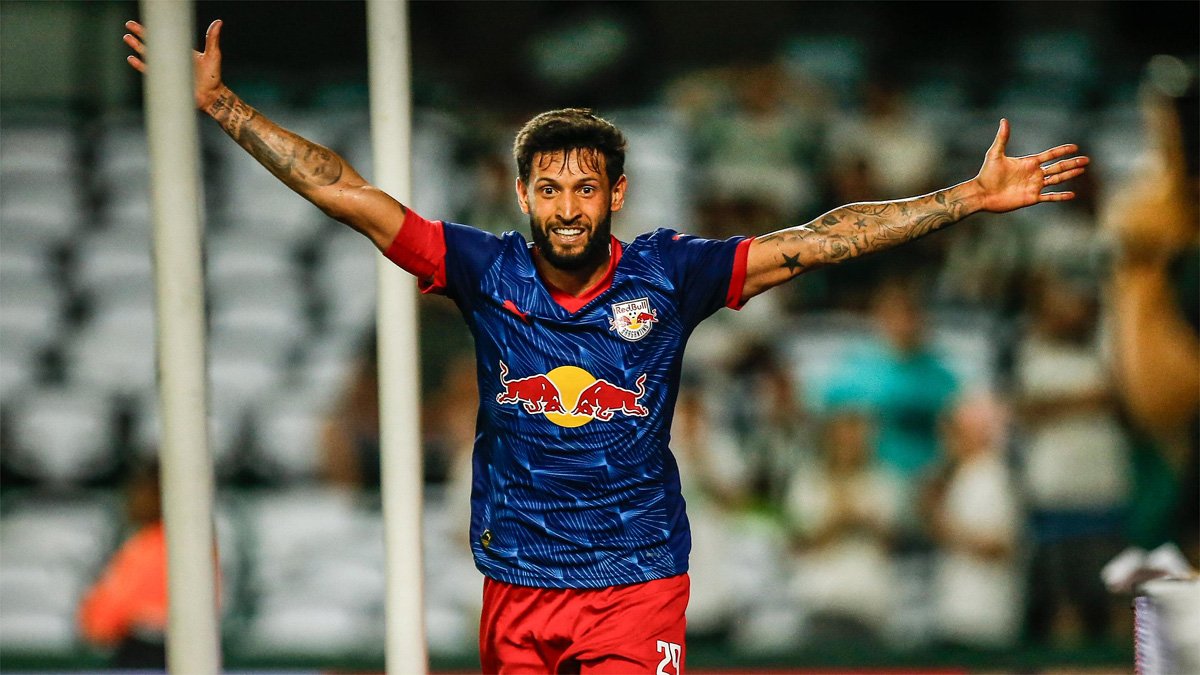 Juninho Capixaba, autor do gol do Bragantino sobre o Coritiba (foto: Ari Ferreira/Red Bull Bragantino)