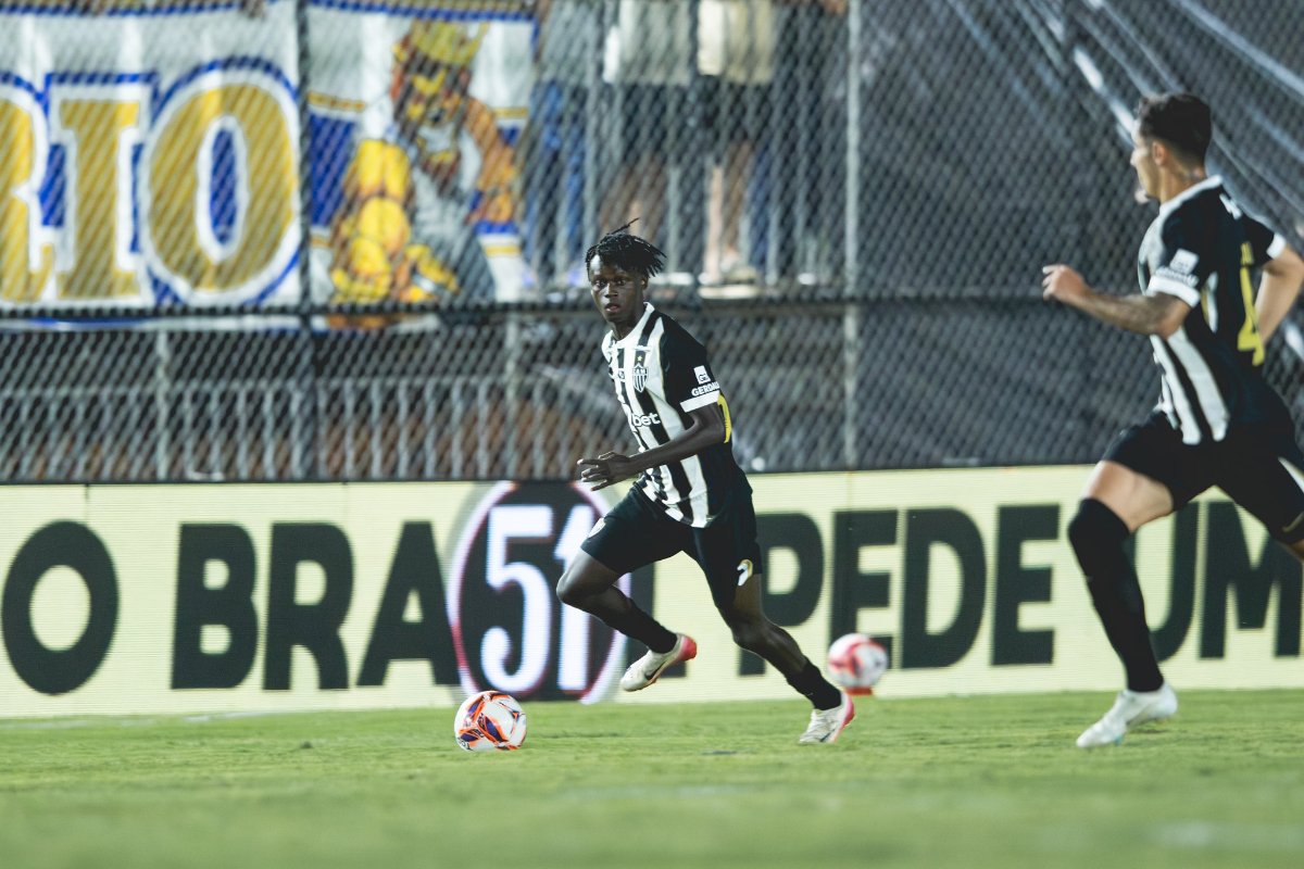 Mamady Cissé, meio-campista do Atlético (foto: Pedro Souza/Atlético)