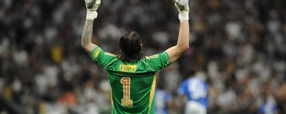 Cruzeiro: Cássio conta como jogou machucado e analisa gol perdido por Arroyo no clássico