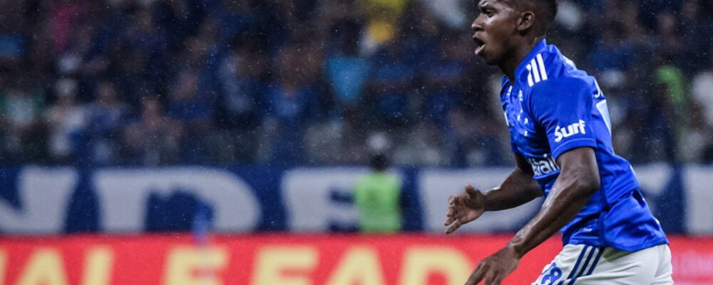 Cruzeiro busca novos destinos para dois jogadores
