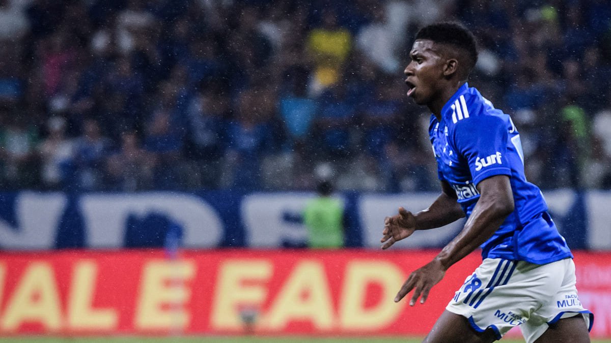 Jhosefer, meio-campista do Cruzeiro, deve ser novamente emprestado (foto: Gustavo Aleixo/Cruzeiro)