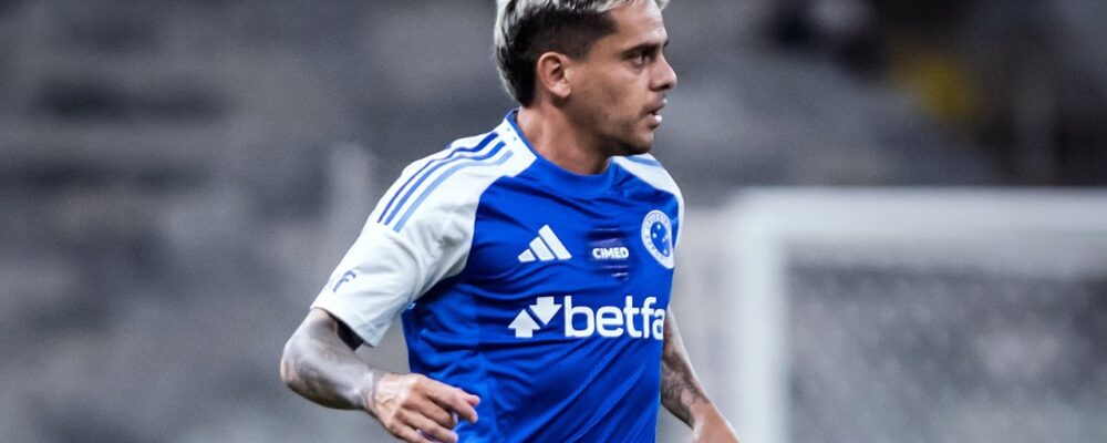 Cruzeiro e Fagner avançam: lateral negocia rescisão com Corinthians e novo contrato