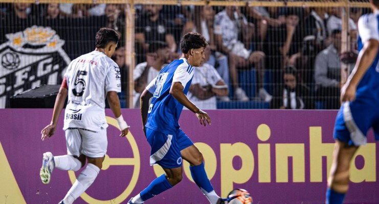 Cruzeiro segura reação do Santos em jogo dramático e avança na Copinha