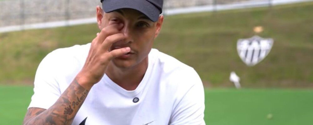 Emocionado, Arana se despede do Atlético: ‘Gratidão eterna’