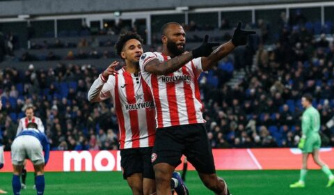 Ex-Cruzeiro faz hat-trick, garante vitória na Premier League e nota 10 em apps