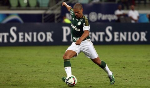 Ex-Cruzeiro rebate montagem sobre ídolos do Palmeiras: ‘Essa é mole’