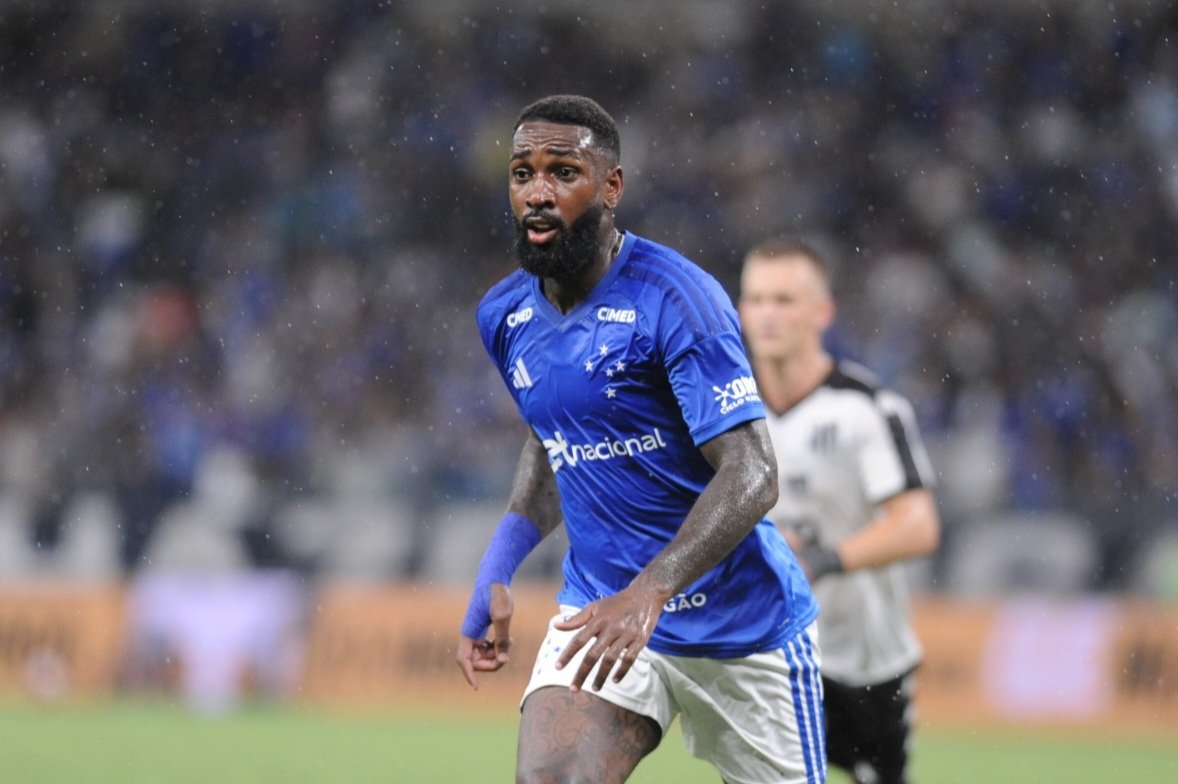 Gerson, meio-campista do Cruzeiro m (foto: Alexandre Guzanshe/EM/DA Press)