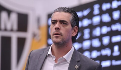 Hulk contradiz Bracks e diz que Atlético sugeriu aposentadoria