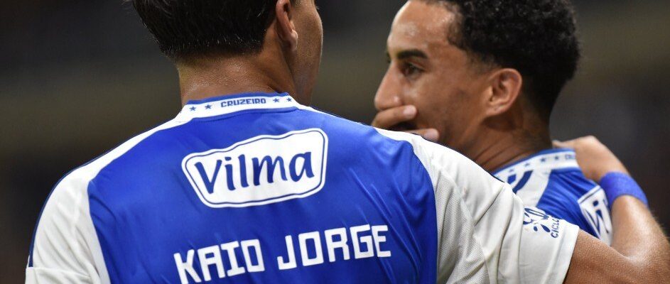 Kaio Jorge exalta projeto do Cruzeiro após renovação: ‘Prazeroso estar aqui’