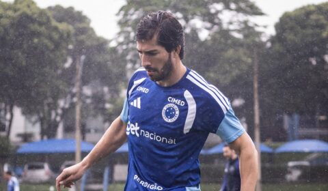 Lucas Silva destaca objetivo do Cruzeiro e projeta clássico contra Atlético