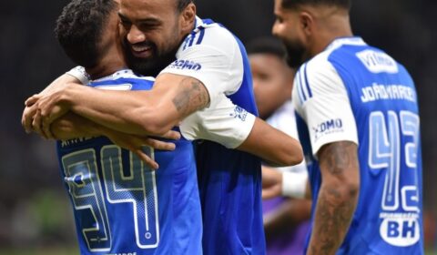 Na estreia dos titulares, Cruzeiro mostra força e goleia o Uberlândia