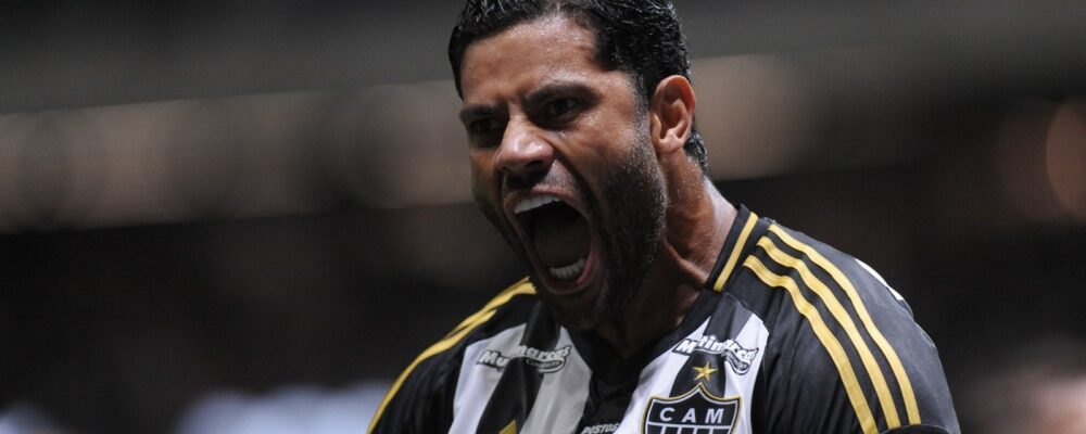 Narrador da Globo critica ‘caso Hulk’ no Atlético: ‘Nenhum dirigente tem o direito’