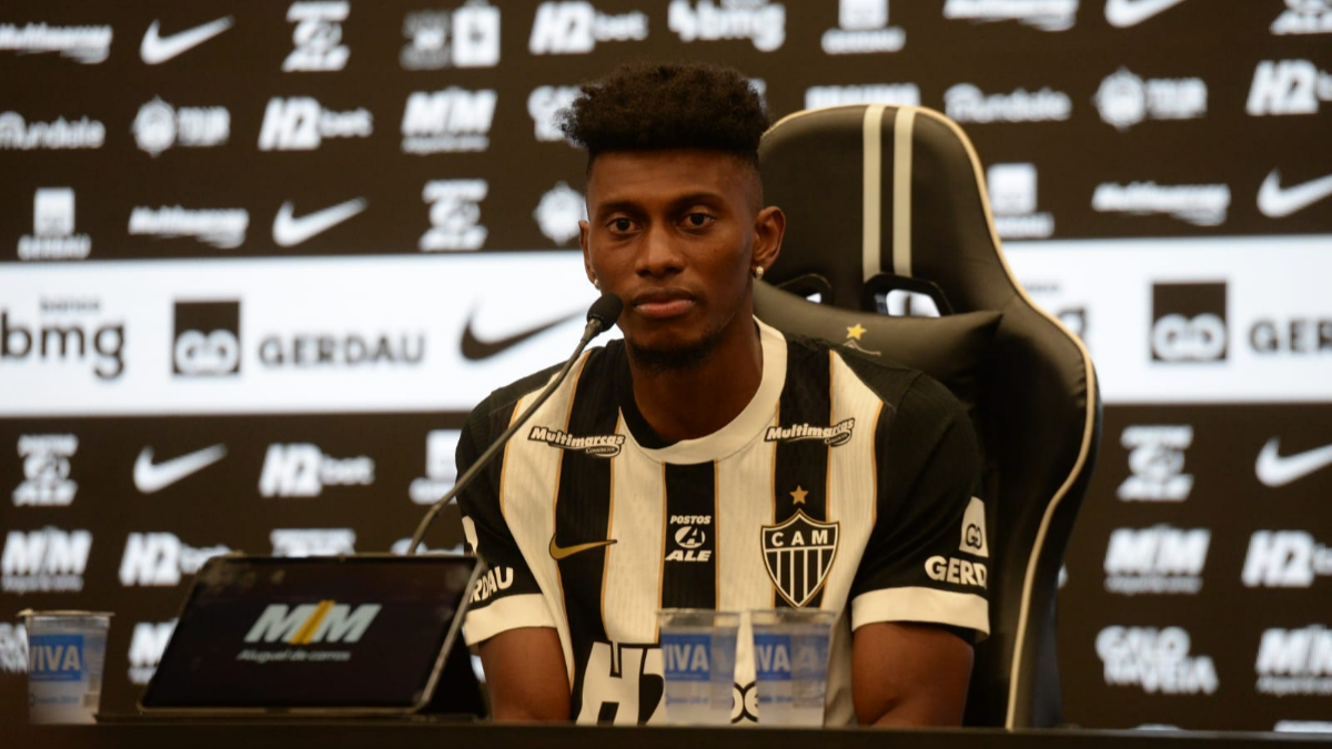 Cassierra foi apresentado oficialmente como jogador do Atlético (foto: Túlio Santos/EM DA Press)