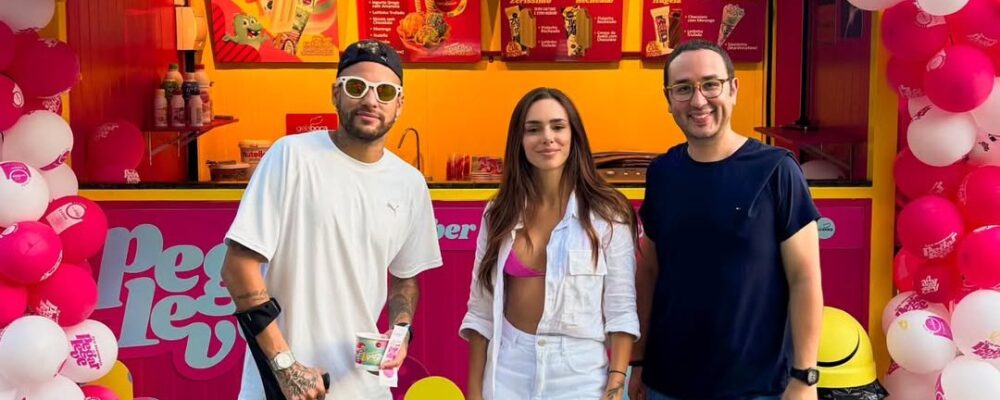 Pai de Neymar cria sorveteria particular inspirada em parque para netos
