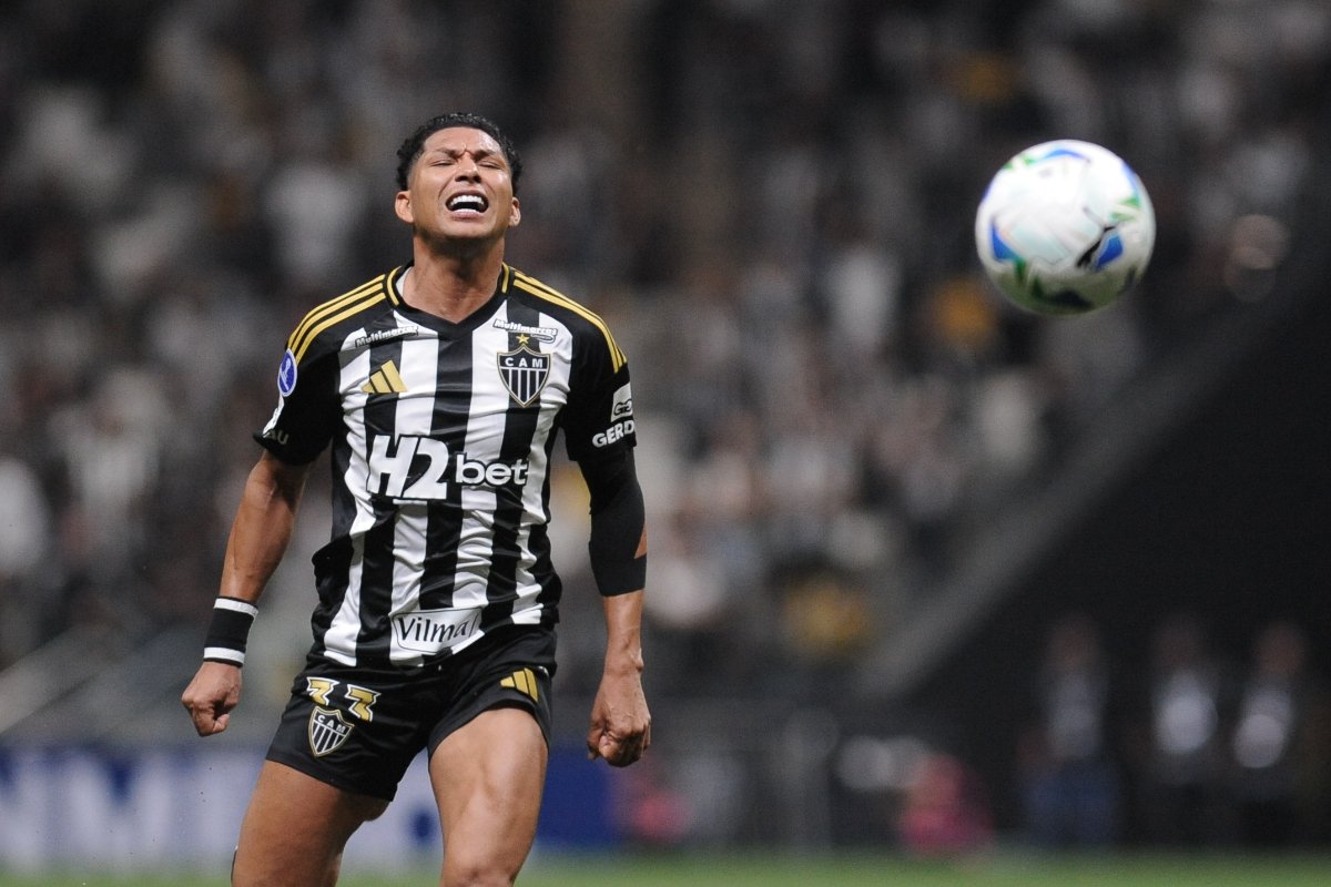 Rony durante Atlético x Cienciano (foto: Alexandre Guzanshe/EM/D.A. Press)