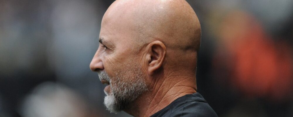 Sampaoli exalta titular do Atlético: ‘Tem a raça e o coração deste Galo’