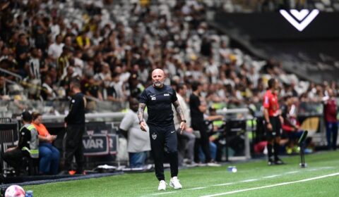 Sampaoli lamenta protesto e vaias de torcedores do Atlético: ‘Não compreendo’