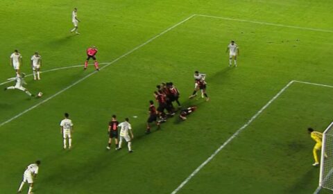 Santos x Corinthians: Gabigol marca de falta em ‘reencontro’ com Hugo Souza