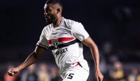 São Paulo encaminha permanência de zagueiro e agenda reunião com representantes do jogador