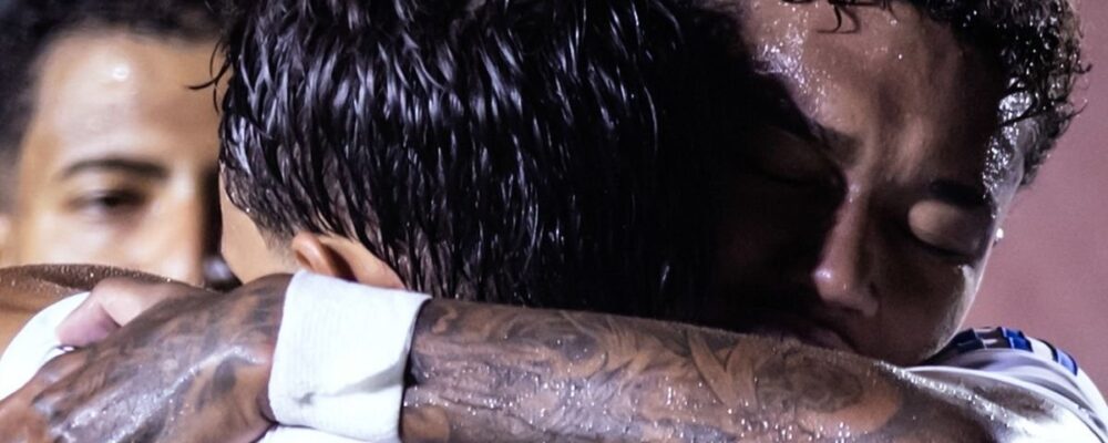 Titular do Cruzeiro manda recado para revelação celeste: ‘Craque’