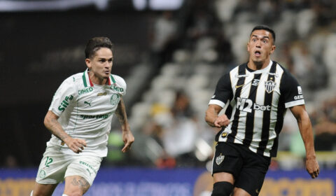 Torcida do Palmeiras detona jogador por atuação contra o Atlético