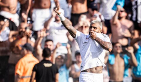 Vídeo: emprestado pelo Cruzeiro, Gabigol marca na reestreia pelo Santos