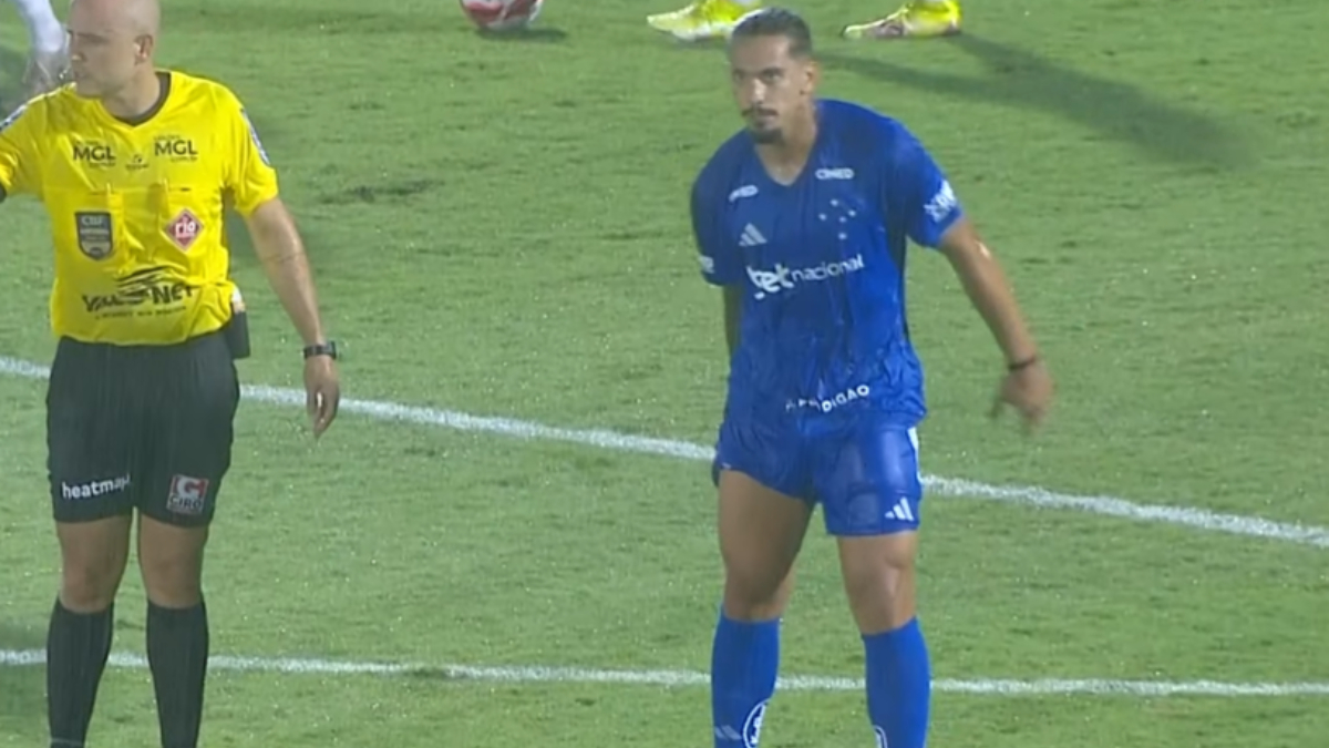 Chico da Costa permaneceu em campo durante 20 minutos contra o Betim - (foto: Reprodução)