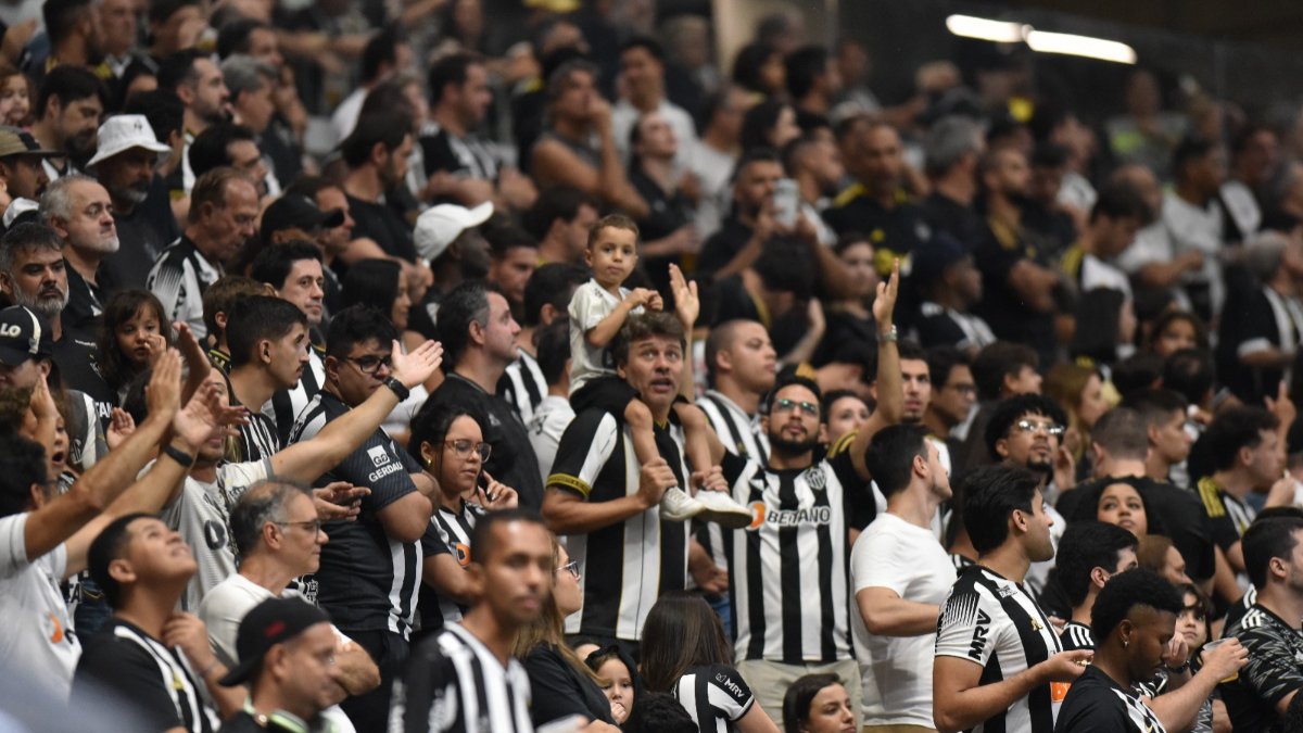 Torcida do Atlético em jogo do Campeonato Mineiro (foto: Ramon Lisboa/EM DA Press)