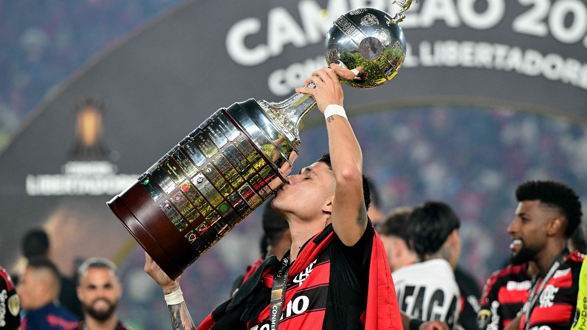 Luiz Araújo, atacante do Flamengo - (foto: ERNESTO BENAVIDES/AFP)