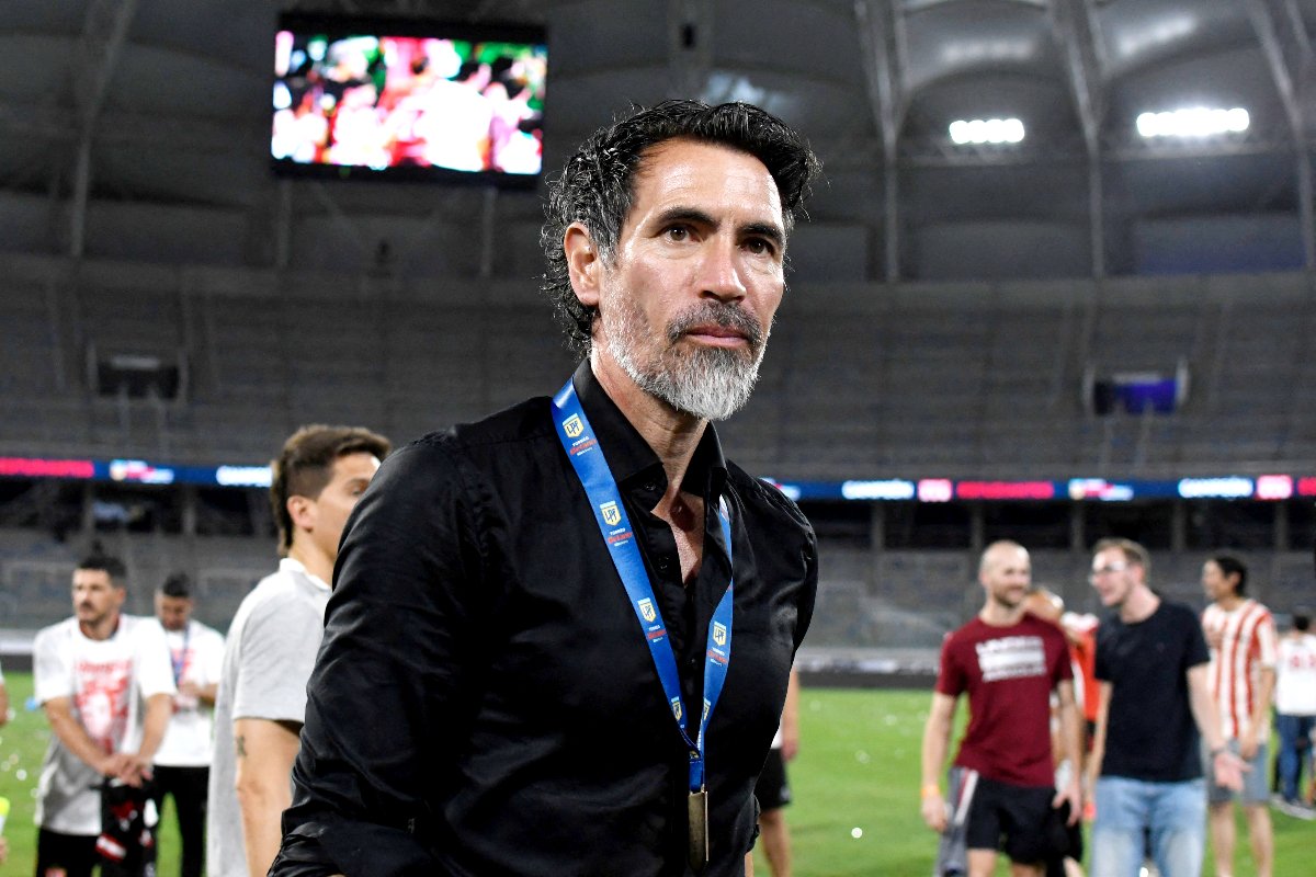 Eduardo Domínguez foi campeão do último Campeonato Argentino com o Estudiantes - (foto: Luis Santillan/AFP)
