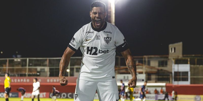 1.843 dias, 295 jogos e oito títulos depois: Hulk faz 1º hat-trick pelo Atlético