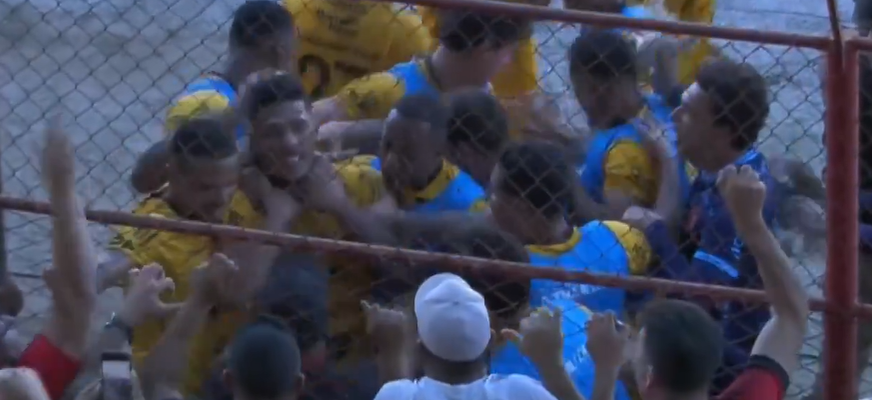 Algoz do Cruzeiro faz golaço contra o Atlético; assista