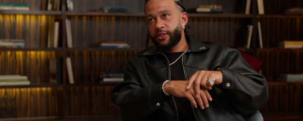 Após críticas à política do Corinthians, Memphis se diz aberto a renovação de contrato