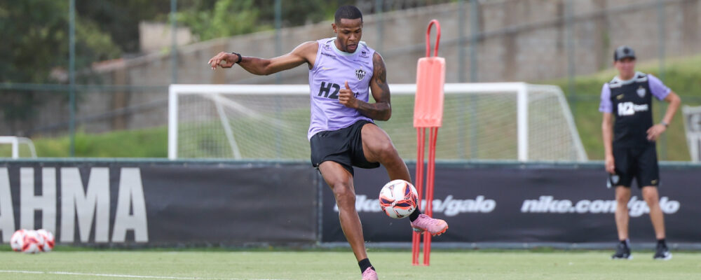 Atlético: com negociação encerrada, Júnior Santos segue fora dos relacionados