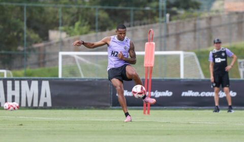 Atlético: com negociação encerrada, Júnior Santos segue fora dos relacionados