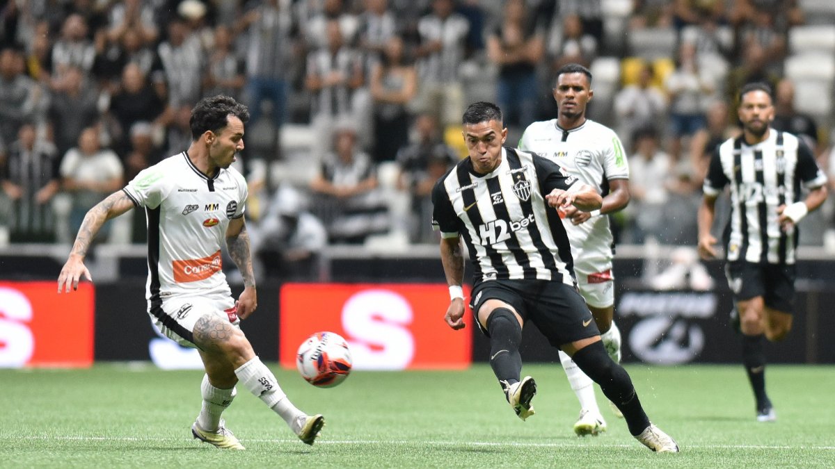 Atlético e Athletic em jogo pelo Mineiro - (foto: Ramon Lisboa/EM/D.A. Press)