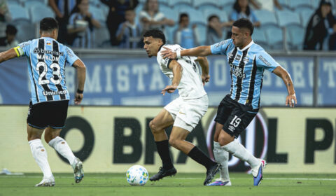 Atlético tem jogador expulso, leva golaço e perde para o Grêmio pelo Brasileiro