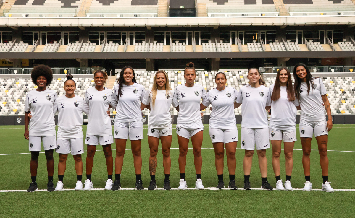 Os 10 reforços para o time profissional feminino do Atlético em 2026 (foto: Divulgação/Atlético)