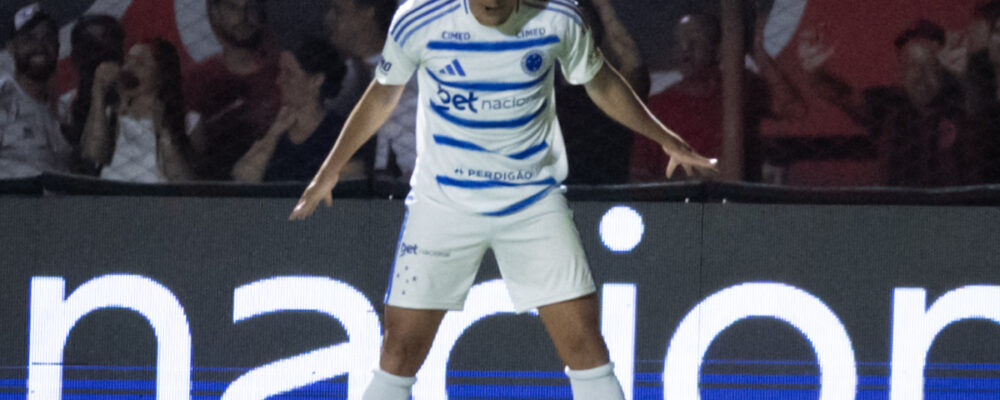 Bruno Rodrigues celebra gol em reestreia pelo Cruzeiro: ‘Só Deus sabe’