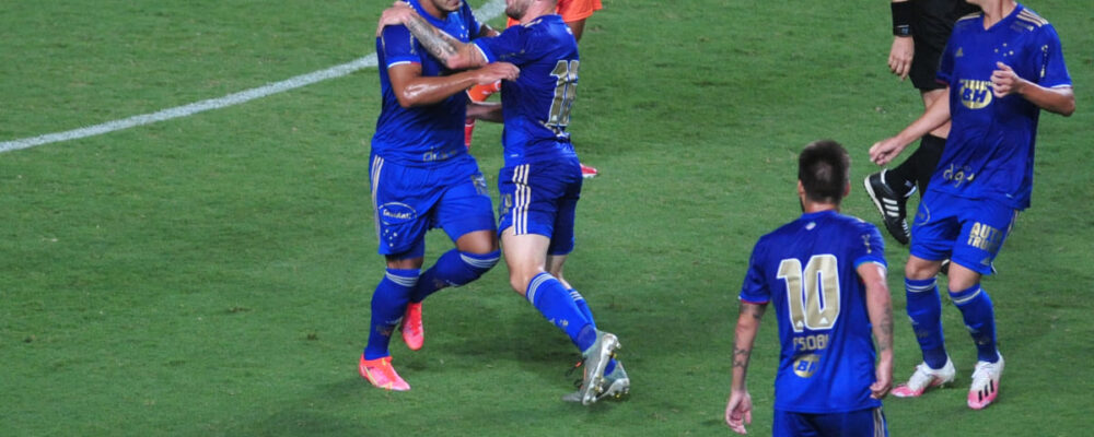 Clube da Série B comunica rescisão de contrato com ex-atacante do Cruzeiro