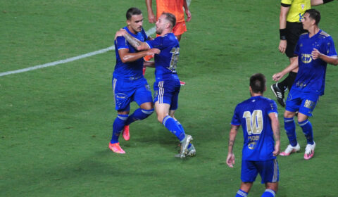 Clube da Série B comunica rescisão de contrato com ex-atacante do Cruzeiro