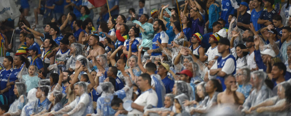 Cruzeiro atinge quase metade da expectativa de público contra Corinthians; veja números