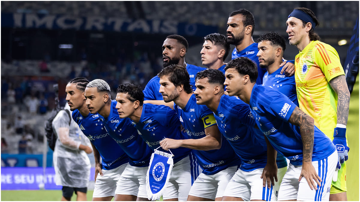 Time titular do Cruzeiro no empate por 1 a 1 com o Corinthians, pela quarta rodada do Brasileiro 2026 (foto: Gustavo Aleixo/Cruzeiro)