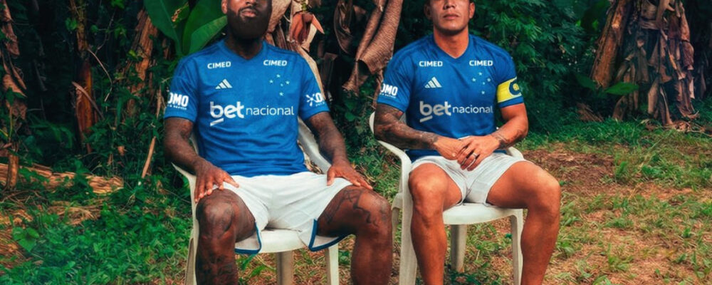 Cruzeiro faz duas referências a Bad Bunny