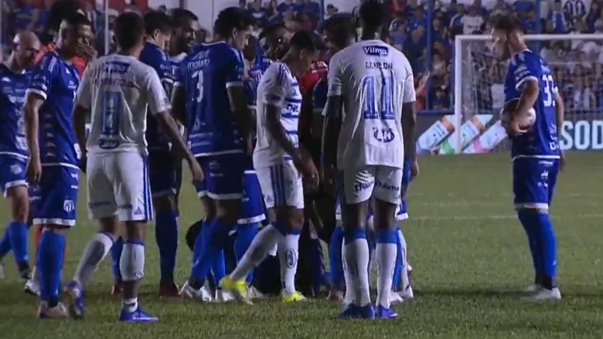 URT x Cruzeiro (foto: Reprodução)