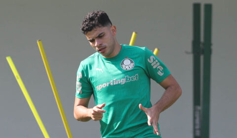 Cruzeiro tem prazo curto para regularizar situação de Bruno Rodrigues