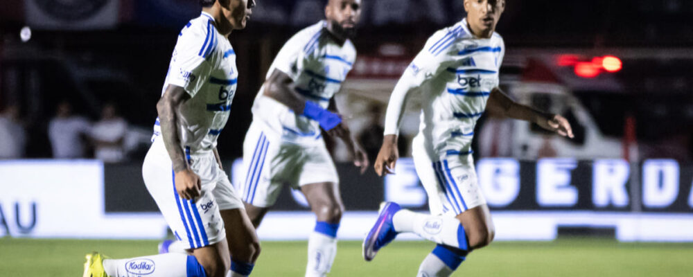 Cruzeiro tem titular pendurado contra o Corinthians