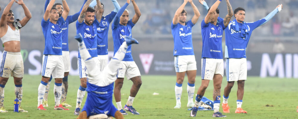 Da crise à liderança: Cruzeiro pode fechar 1ª fase do Mineiro com melhor campanha
