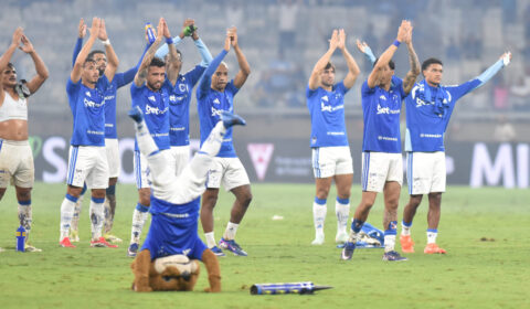 Da crise à liderança: Cruzeiro pode fechar 1ª fase do Mineiro com melhor campanha