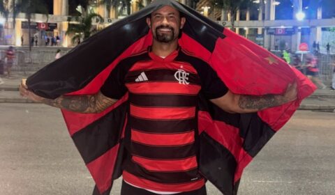Em liberdade condicional, Bruno acompanha jogo do Flamengo no Maracanã: ‘Recordar é viver’